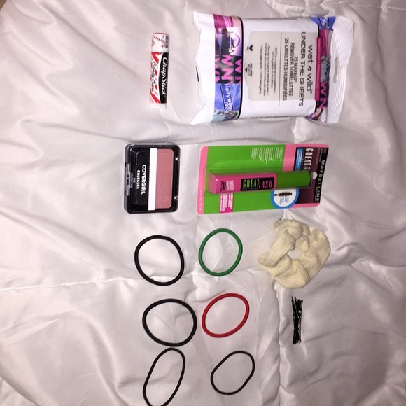 makeup bag - Picture 3 of 7